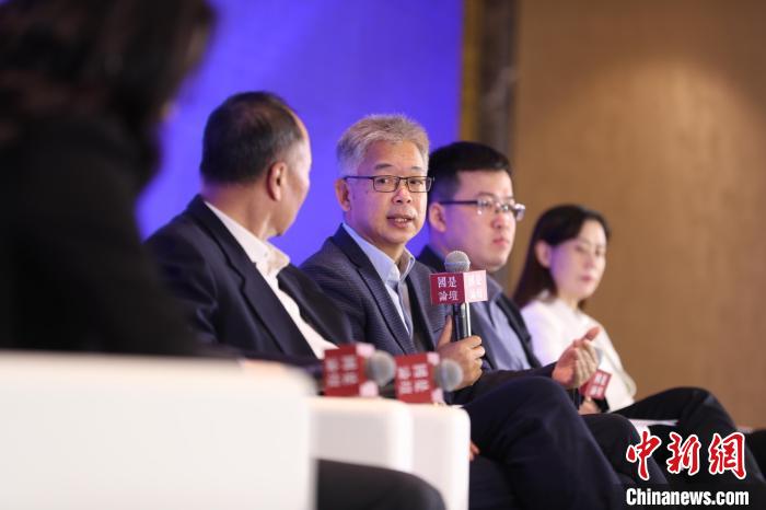 黄益平：推进三方面工作促平台企业有利于共同富裕